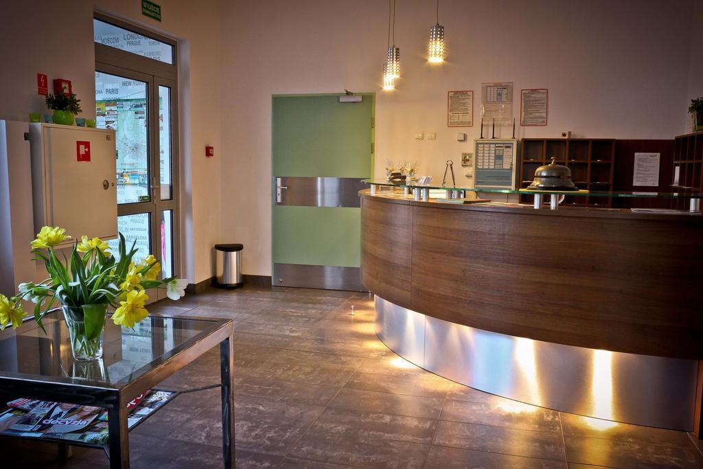 Hostel24 Bed&Breakfast Μπίντγκοστς Εξωτερικό φωτογραφία