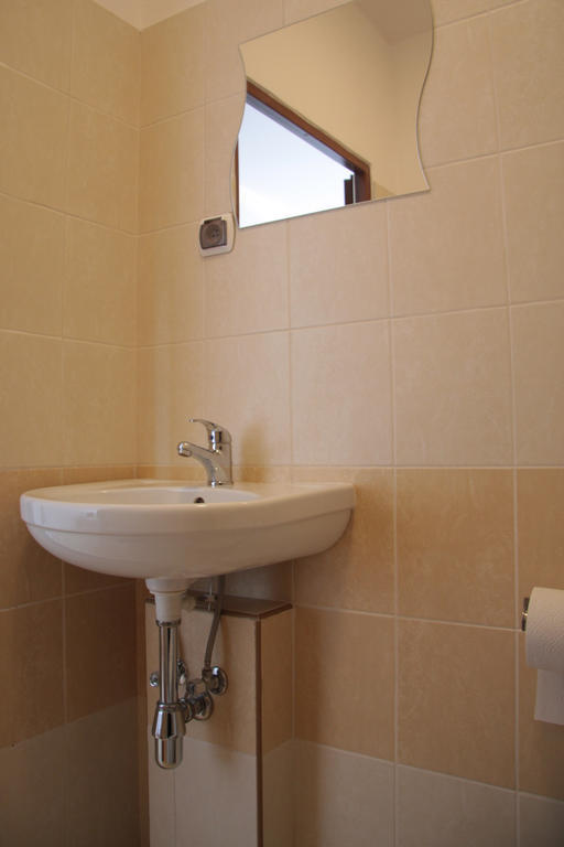 Hostel24 Bed&Breakfast Μπίντγκοστς Δωμάτιο φωτογραφία